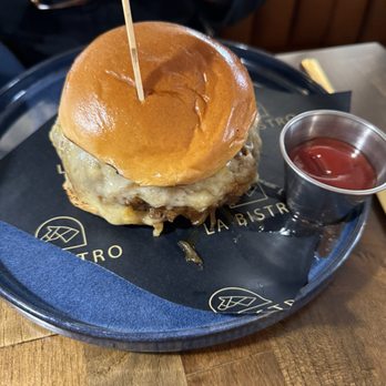 La Bistro - La Bistro Burger - Bars Near Me - Cos Cob, Connecticut La Bistro - La Bistro Burger - Bars Near Me - Cos Cob, Connecticut