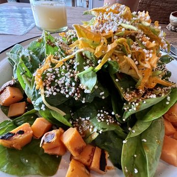 Comedor Jacinta - Ensalada de camote y espinacas - Mexican Near Me - México, D.F., DIF Comedor Jacinta - Ensalada de camote y espinacas - Mexican Near Me - México, D.F., DIF