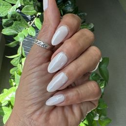 I was referred to Tracey at glitz nails and she does an excellent job! I was referred to Tracey at glitz nails and she does an excellent job!