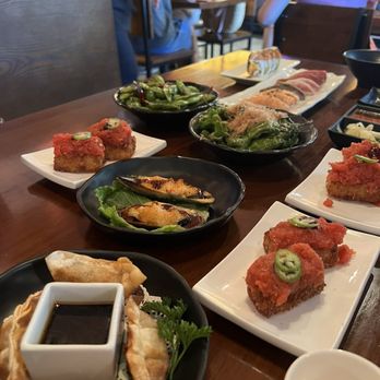 EAT'S SUSHI - Sushi Bars Near Me - Costa Mesa, California