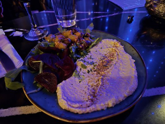 Tara Kitchen by null