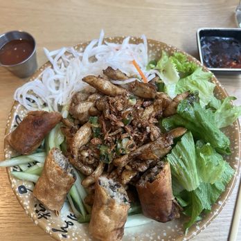 Top Pho - Chicken + Spring Roll over Rice Vermicelli. - Vietnamese Near Me - Hicksville, New York Top Pho - Chicken + Spring Roll over Rice Vermicelli. - Vietnamese Near Me - Hicksville, New York