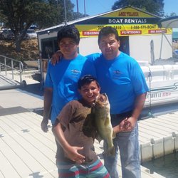Lake Tulloch Boat Rental - Family Orientated Business and Fun for Everyone!