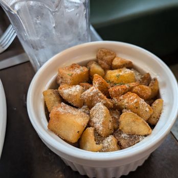 6 'N The Mornin' - Side of crispy potatoes - Breakfast & Brunch Near Me - Cincinnati, Ohio
