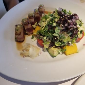Hillstone Restaurant - Tuna salad - New American Near Me - Bal Harbour, Florida Hillstone Restaurant - Tuna salad - New American Near Me - Bal Harbour, Florida