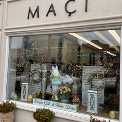 MACI - Entrance
