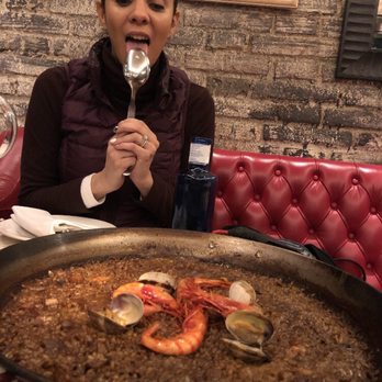 Los Cachitos - Me about to dive in. - Brasseries Near Me - Barcelona, B Los Cachitos - Me about to dive in. - Brasseries Near Me - Barcelona, B