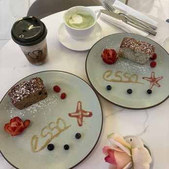 Esso Caffé - Bomb banana nut bread poppy seed lemon cake - Cafes Near Me - Beverly Hills, California Esso Caffé - Bomb banana nut bread poppy seed lemon cake - Cafes Near Me - Beverly Hills, California
