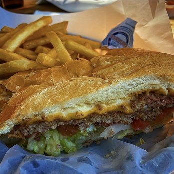 The Cotton Bottom - Garlic Burger with Cheese - Burgers Near Me - Holladay, Utah