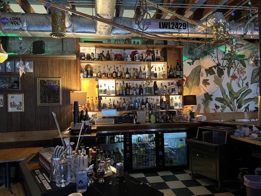 Lone Wolf Lounge by null