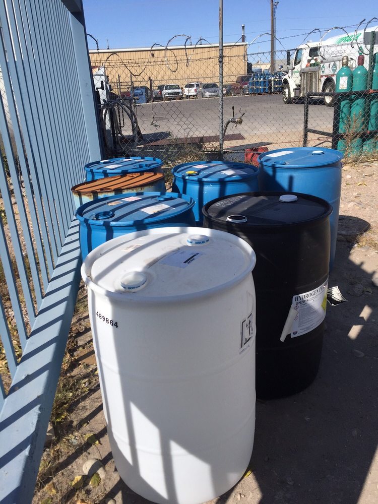 DELTA UNIFORM AND LINEN Updated August 2024 1617 Candelaria Rd NW