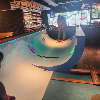Puttshack - Nashville - Mini Golf Near Me - Nashville, Tennessee