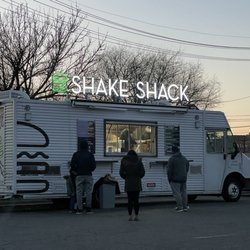 Shake Shack Food Truck - Food Truck