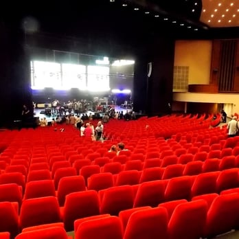 Kursaal Oostende - Nice red and comfy seats. - Venues & Event Spaces Near Me - Oostende, VWV