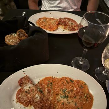 Castelli's - Italian Near Me - Palm Desert, California