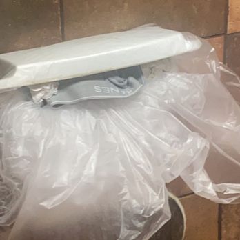 Taco Bell - chonies in the bathroom - Fast Food Near Me - Temecula, California