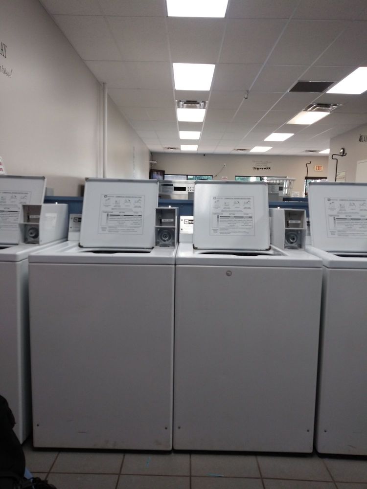 SUPERIOR SUDS LAUNDRY Updated September 2024 1021 W Washington St