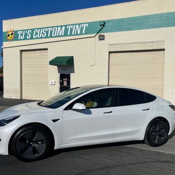 TJ's Custom Tint - 25% front 5% back - Car Window Tinting Near Me - Fairfield, California TJ's Custom Tint - 25% front 5% back - Car Window Tinting Near Me - Fairfield, California
