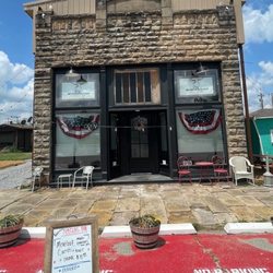 Longhorn Cafe - The Restaurant
