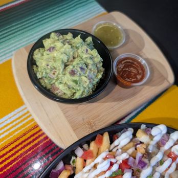 Mariscos Corona - Side of Guac - Mexican Near Me - Van Nuys, California
