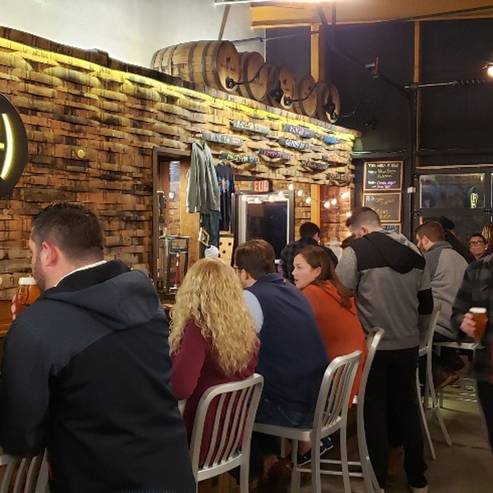 Barrel House Z - Tap room bar - Breweries Near Me - Weymouth, Massachusetts