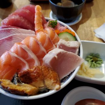 Fremont Bowl - Chirashi - Japanese Near Me - Seattle, Washington