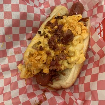 Mugsy Dogs - Gilbert - Mac N Cheese Dog - American Near Me - Gilbert, Arizona Mugsy Dogs - Gilbert - Mac N Cheese Dog - American Near Me - Gilbert, Arizona