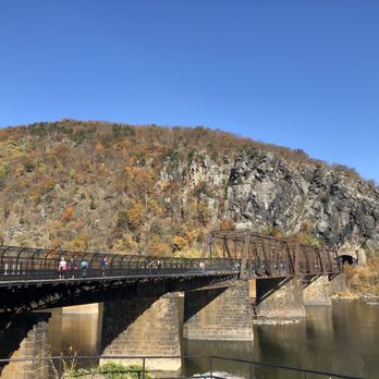 Maryland Heights Trail - Hiking Near Me - Harpers Ferry, West Virginia Maryland Heights Trail - Hiking Near Me - Harpers Ferry, West Virginia