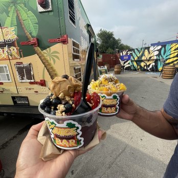 El Juice Bar - El Classico ( add peanut butter and chocolate chips) El tropical - Food Trucks Near Me - San Antonio, Texas El Juice Bar - El Classico ( add peanut butter and chocolate chips) El tropical - Food Trucks Near Me - San Antonio, Texas