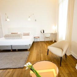 L'Hôtel Particulier - La FOLIE JUNIOR n°222: Inondée de lumière, son atmosphère estnpropice au calme et vous invite à vous détendre!
