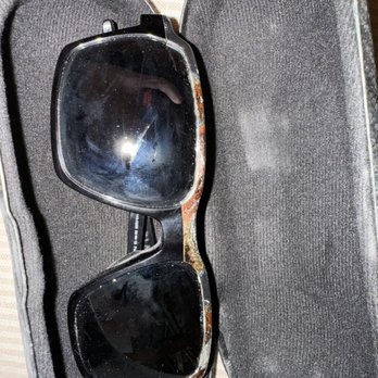 Sunglass Hut - Sunglasses Near Me - Osage Beach, Missouri Sunglass Hut - Sunglasses Near Me - Osage Beach, Missouri