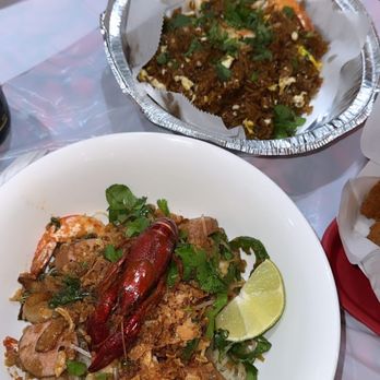 LA Crawfish - Garlic noodles & fried rice - Cajun/Creole Near Me - Houston, Texas LA Crawfish - Garlic noodles & fried rice - Cajun/Creole Near Me - Houston, Texas