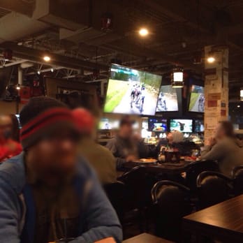 The Canadian Brewhouse - Great game view from every seat. Just don't eat the food, lol! - Sports Bars Near Me - Airdrie, Alberta