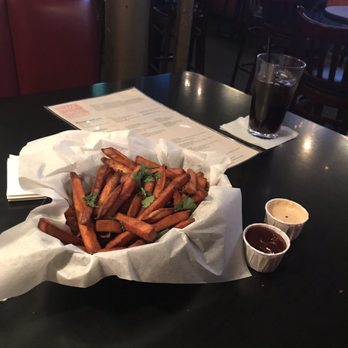 Lincoln Station - Sweet potato fries - American Near Me - Chicago, Illinois Lincoln Station - Sweet potato fries - American Near Me - Chicago, Illinois