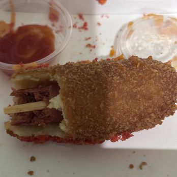 Two Hands - Hot Dogs Near Me - Spring, Texas