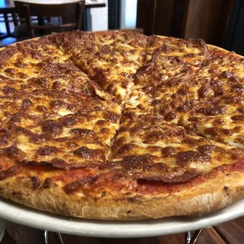 Soprano's Bar & Pizzeria - Pizza Near Me - Melbourne, VIC