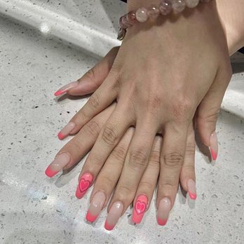 Show Nails Salon - Nail Salons Near Me - Toronto, Ontario