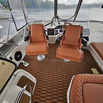 Premium Marine Upholstery - Upholstery of the captain's cabin - Boat Repair Near Me - Miami, Florida Premium Marine Upholstery - Upholstery of the captain's cabin - Boat Repair Near Me - Miami, Florida