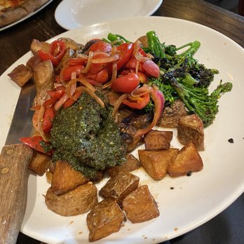 Prato 850 - Skirt steak Dinner... excellent! - Gastropubs Near Me - Commack, New York