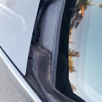 Safelite AutoGlass - Cracked/torn trim piece - Auto Glass Services Near Me - Lodi, California Safelite AutoGlass - Cracked/torn trim piece - Auto Glass Services Near Me - Lodi, California