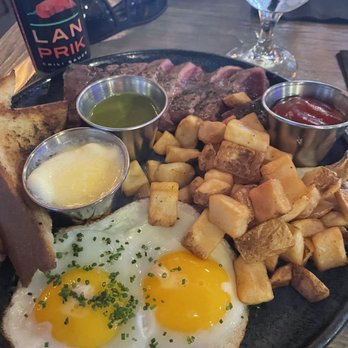 Social - Wagyu Flank Steak and Eggs (rare, just the way I wanted it.. perfect) - New American Near Me - Costa Mesa, California