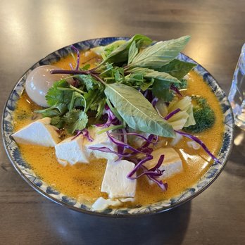 Amazing Basil - Vegetable Laksa Noodle N8. Note: Non-vegetarian broth. - Asian Fusion Near Me - Fremont, California