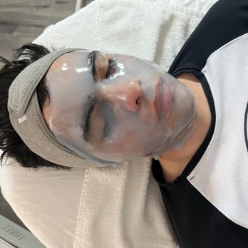 Endless Beauty by Katia - Jelly Mask - Skin Care Near Me - Corona, California Endless Beauty by Katia - Jelly Mask - Skin Care Near Me - Corona, California