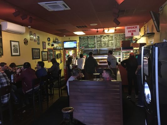 816 Pint & Slice by null