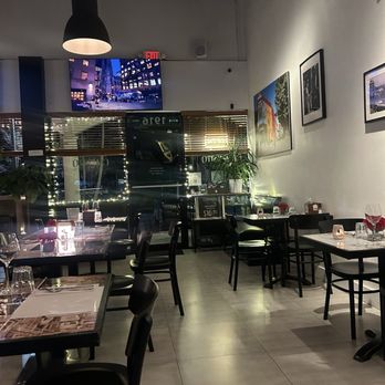 Caminito - Cute photo of the inside - Argentine Near Me - Weston, Florida