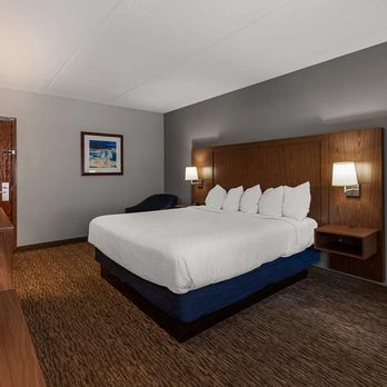 Best Western Bridgeview Hotel - Standard King - Hotels Near Me - Superior, Wisconsin Best Western Bridgeview Hotel - Standard King - Hotels Near Me - Superior, Wisconsin