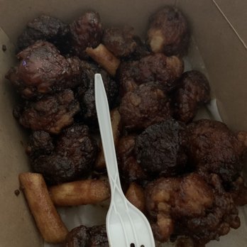 Sharetea Plus Tukwila - Burnt Garlic chicken.... when this came out they thought it was okay to serve? Come on now. - Chicken Wings Near Me - Tukwila, Washington Sharetea Plus Tukwila - Burnt Garlic chicken.... when this came out they thought it was okay to serve? Come on now. - Chicken Wings Near Me - Tukwila, Washington