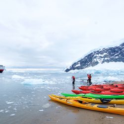 Hurtigruten - Just another day with Hurtigruten in Antarctica