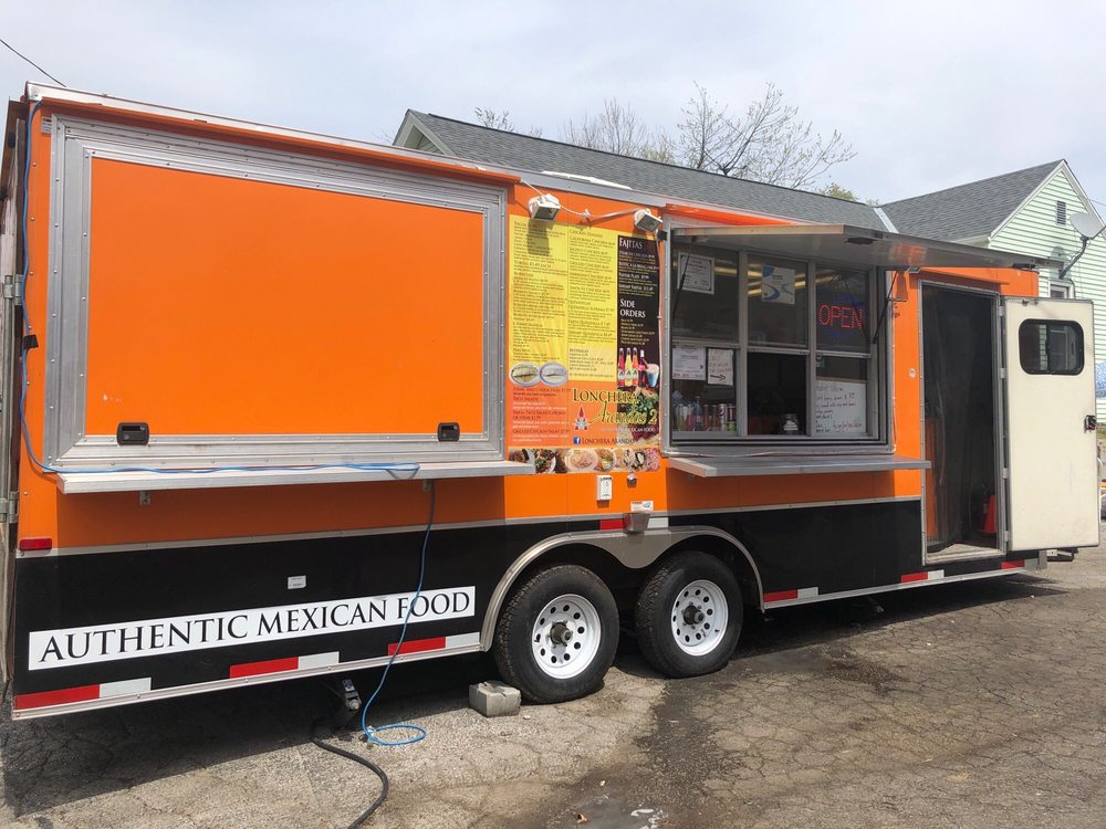 Food from Lonchera Arandas 2