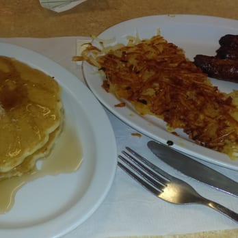 Southern Kitchen - Eggs, turkey links, cheesy hashbrowns, and pancakes. Hell yes! - Southern Near Me - Lake Park, Florida Southern Kitchen - Eggs, turkey links, cheesy hashbrowns, and pancakes. Hell yes! - Southern Near Me - Lake Park, Florida